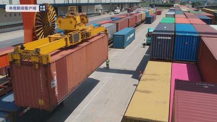 浙江外貿(mào)強(qiáng)勢(shì)開(kāi)局 1-4月出口破萬(wàn)億，增速領(lǐng)跑東部沿海